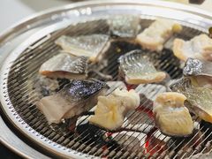 -围炉肉舍•炭烤活鳗•丹东海鲜烤肉(步行街店)