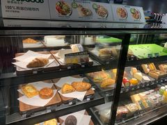 面包甜点陈列柜-星巴克臻选(南京金茂览秀城店)