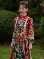 -艾米丽婚纱礼服