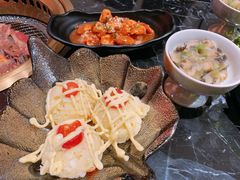 -山川小町·极番烧肉(新地假日广场店)