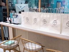 -西檬树SIMON·T轻奢蛋糕(大东方Max店)