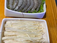 -小小河边鱼(天润城店)