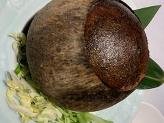 原只椰炖乌鸡汤-汤城小厨•粤菜•靓汤(苏州街店)