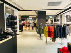 -ARC'TERYX始祖鸟(北京王府中环店)
