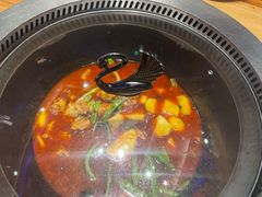 -山河屯铁锅炖·非遗东北菜(南山店)