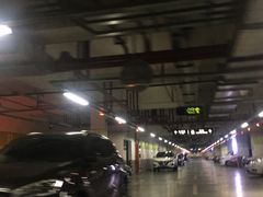 -嘉亭荟城市生活广场-停车场