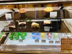 面包甜点陈列柜-哈根达斯(万象城店)
