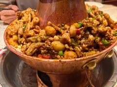 -老佛爷铜炉蛙锅(东门老街店)