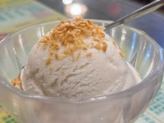 招牌椰子雪糕-顺记冰室(宝华路店)