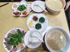 -桥香园云南过桥米线(金马碧鸡店)