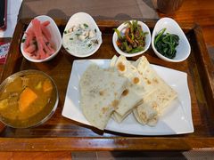 -岗底斯尼泊尔餐厅(万达店)