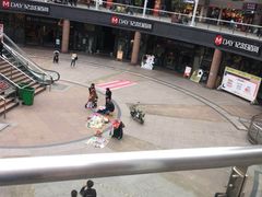 -泰州时尚莱迪购物广场(坡子街商业步行街店)