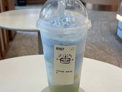 -喜茶(迪士尼小镇·平行宇宙店)