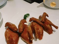 大厨玻璃脆皮妙龄乳鸽-天然台1908(中建广场店)
