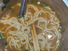 -柳州肥姨妈大骨螺蛳粉(曹路店)