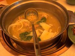 -润园四季椰子鸡火锅(卓越INTOWN店)