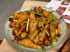 香辣耗鱼-缘生态云南菜·野生菌庭院餐厅(华侨城店)