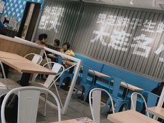 -灵芝妹子海鲜米线(香炉礁山姆店)
