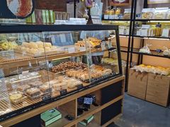 面包甜点陈列柜-大拇指西饼屋(西横街店)