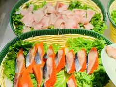 -釜御山海鲜烤肉火锅自助(新城市中心店)