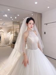 -台湾蔡美月婚纱租赁