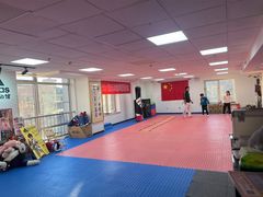 -adidas壹跆运动馆(世纪经贸大厦店)