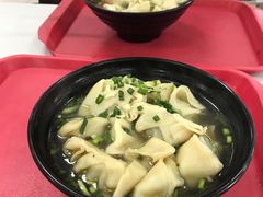 荠菜鲜肉大馄饨-华东政法大学第二食堂(松江校区)