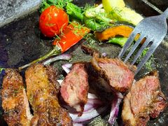 -米德维奇俄式西餐厅(西六道街店)