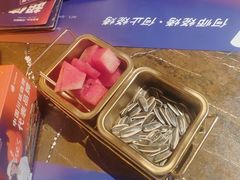 -何师烧烤·小龙虾·江湖川菜·精酿啤酒(成温店)