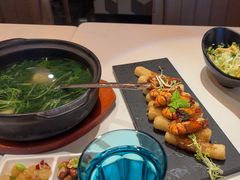 -荟廷·晶萃(陆家嘴尚悦湾店)