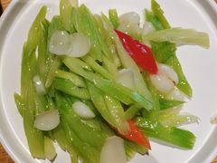 -吴越荣记苏州菜·松鼠桂鱼100%活鱼现做(斜塘老街店)