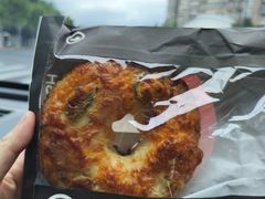 -HOT CRUSH趁热集合·现烤面包(环球港店)