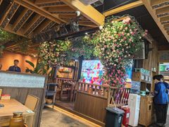 -野山舂·贵州现舂酸汤火锅(鸿通城店)