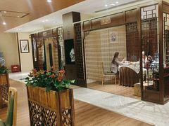 -广州中心皇冠假日酒店·百粤楼