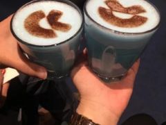 -蔚来中心(北京中关村店)