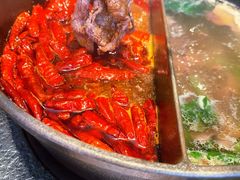 草本鸳鸯锅-盡膳口福跷脚牛肉火锅(晶耀前滩店)