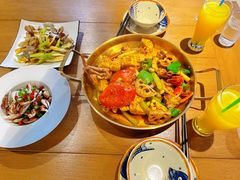 -臻鲜燕海鲜融合餐厅(金陵style店)