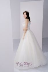 -予白婚纱礼服馆