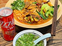 -方铲铲·成都板凳面(滨江银泰店)