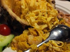 特色菠萝海鲜炒饭-明泰谷泰国餐厅(正大广场店)