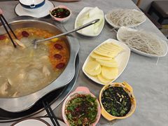 -光头药膳鸡(莱茵小镇店)