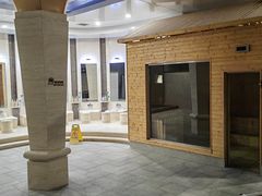 -碧中海汤泉汗蒸酒店