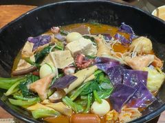 -万记麻辣烫国展总店