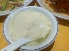 -鹏城人家海鲜酒家·23年老字号(较场尾店)