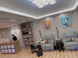 -爱小小美甲美学