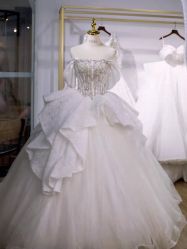 -欣薇婚纱(新源乐汇城店)