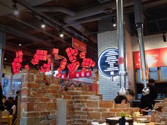 大堂-么肆烤肉·中式自助·烤肉大排档(街道口季佳PAI店)