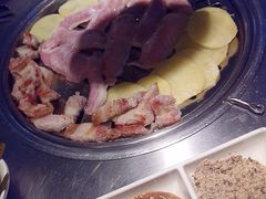 -韩聚屋韩国烤肉餐厅(新北万达店)