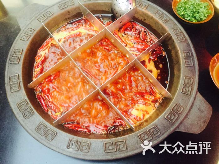 川热新派老火锅锅底图片 - 第4张