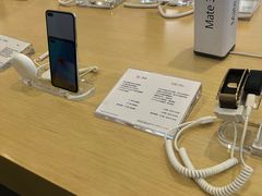 -华为授权体验店(万航渡路)